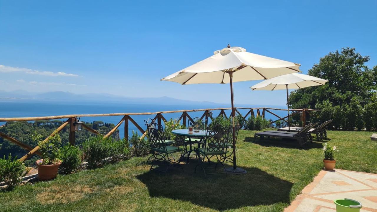 The Little Tower Of Minuta Apartment Scala Bagian luar foto